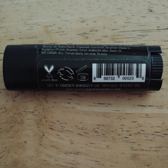 Concrete Minerals Lip Tints - - Picture 3 of 9